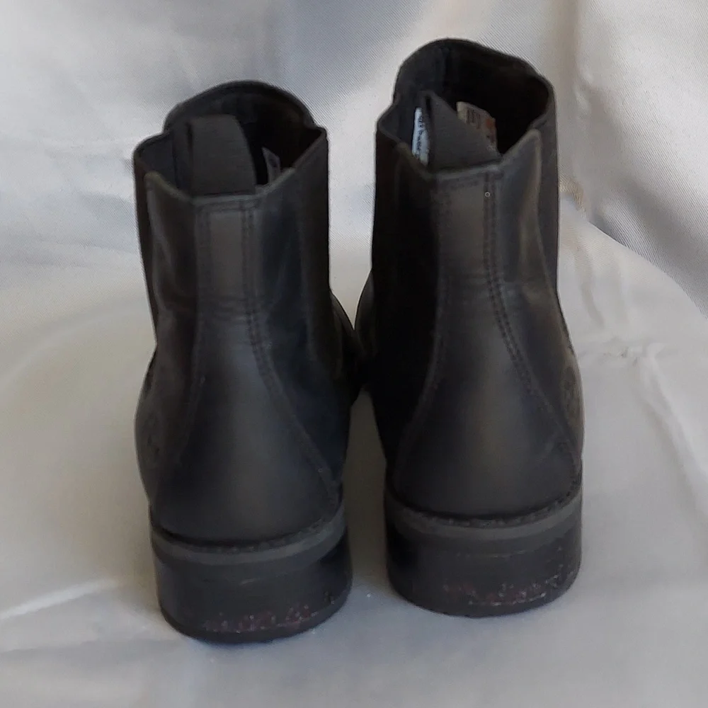 Timberland Chelsea Boots, Size 8, Black Leather, 1" Heel, Round Toe, Style A2JGG - Picture 6 of 10